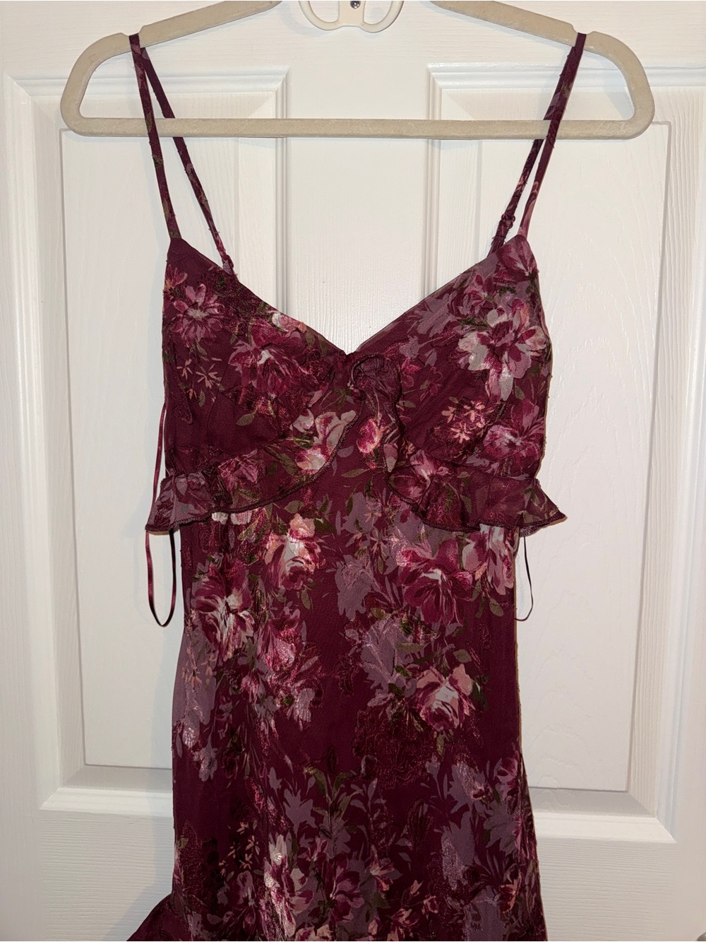 NW Jessica Simpson Burgundy Floral Ruffle Midi Dress
